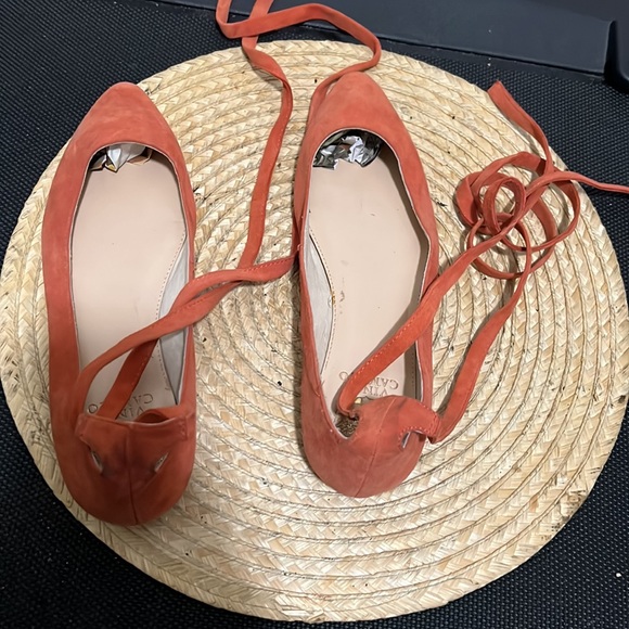 Vince Camuto leather Suede Ankle Tie Flat Loafer Size 7.5 - Picture 3 of 6